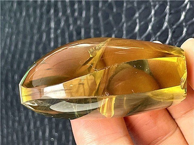 AAA級【金運UP】☆天然シトリン原石B88D3/130D04A