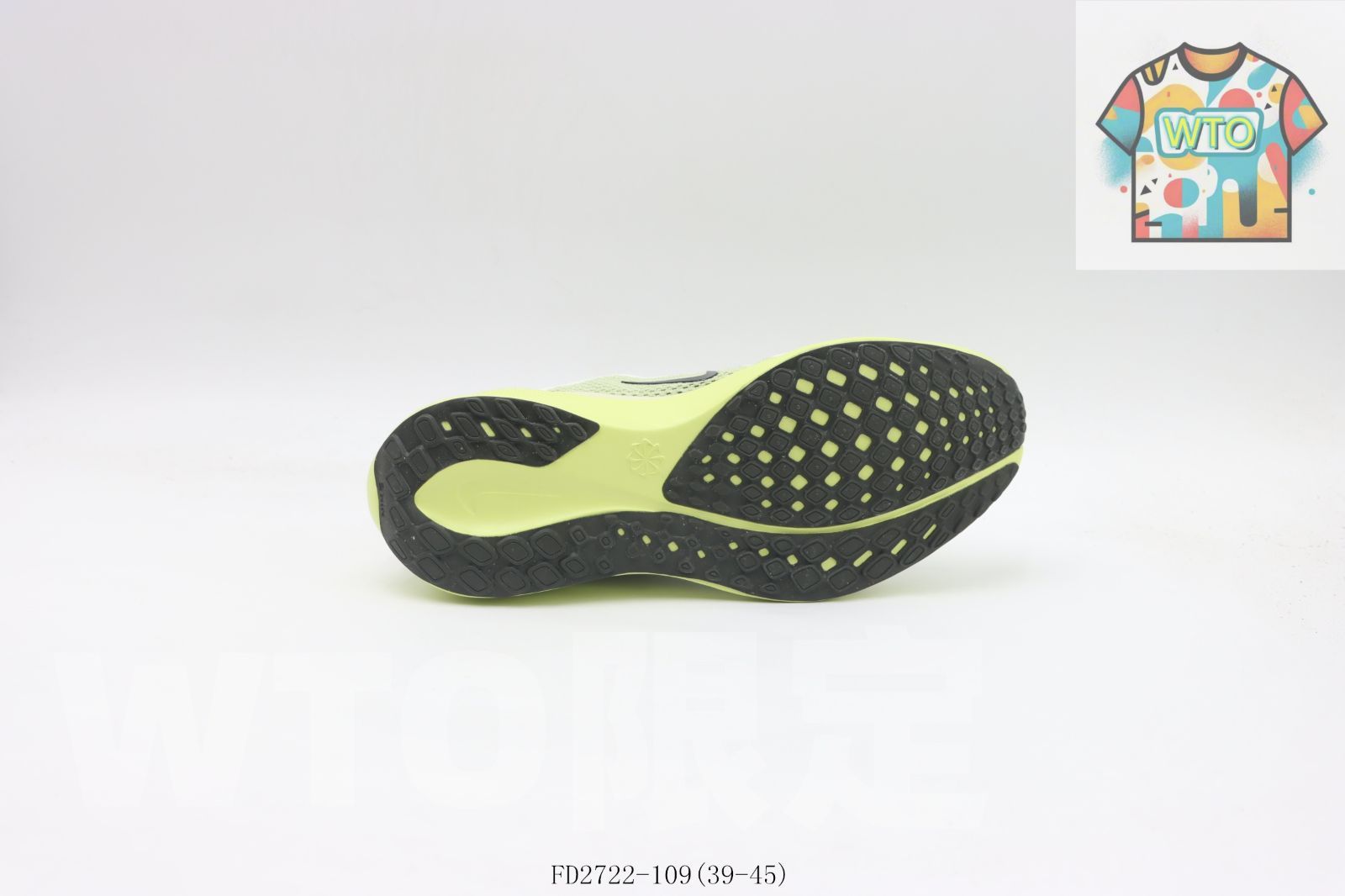 ランニングシューズ