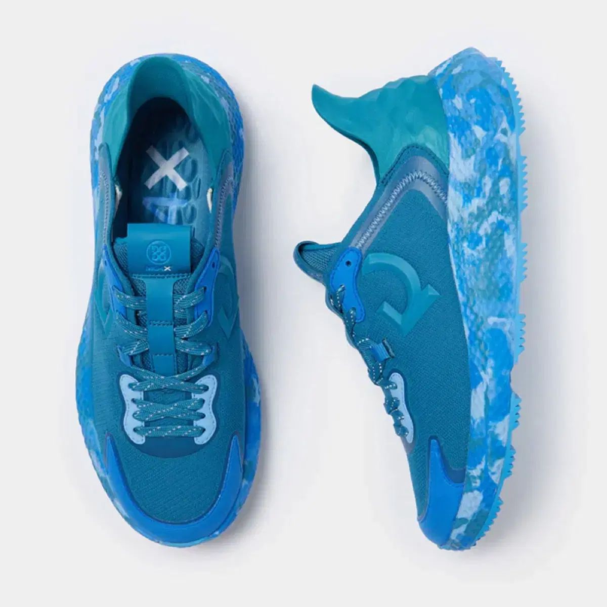 ゴルフシューズ