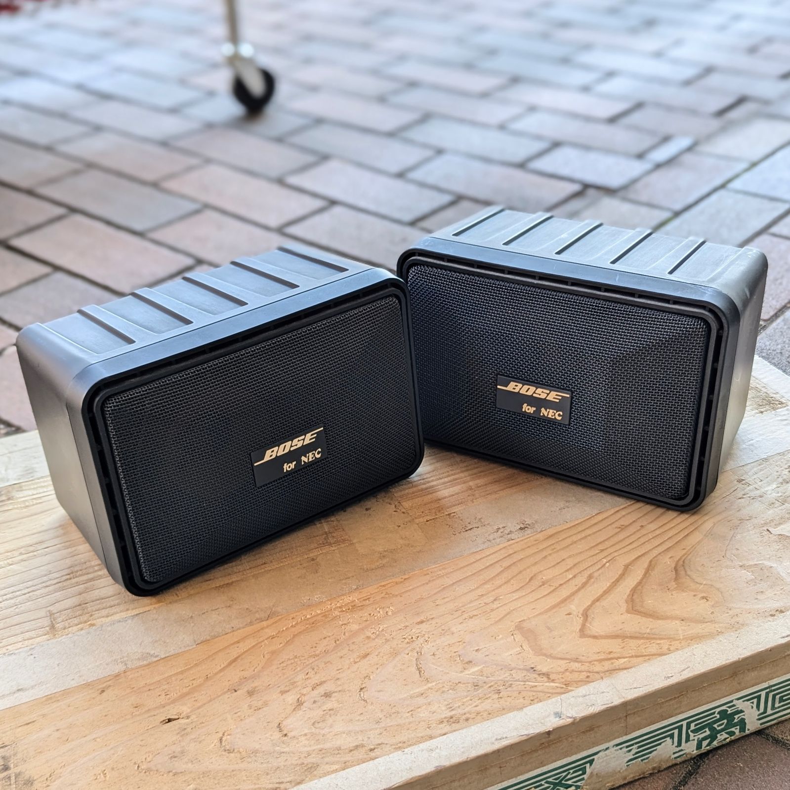 スピーカー・ウーファー Bose 101 for nec スピーカー・ウーファー Bose 101 for nec Bose 101 for nec
