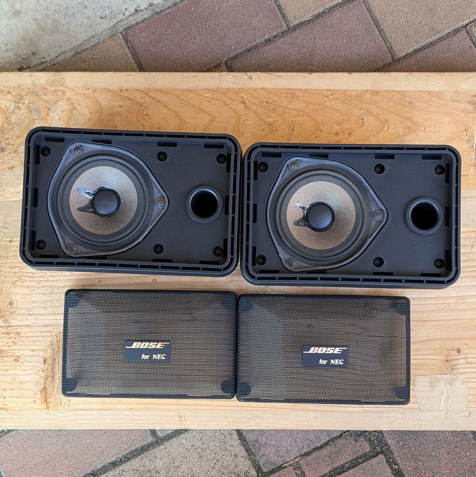 Bose 101VM ビジュアルモニター・スピーカーシステム オークション比較