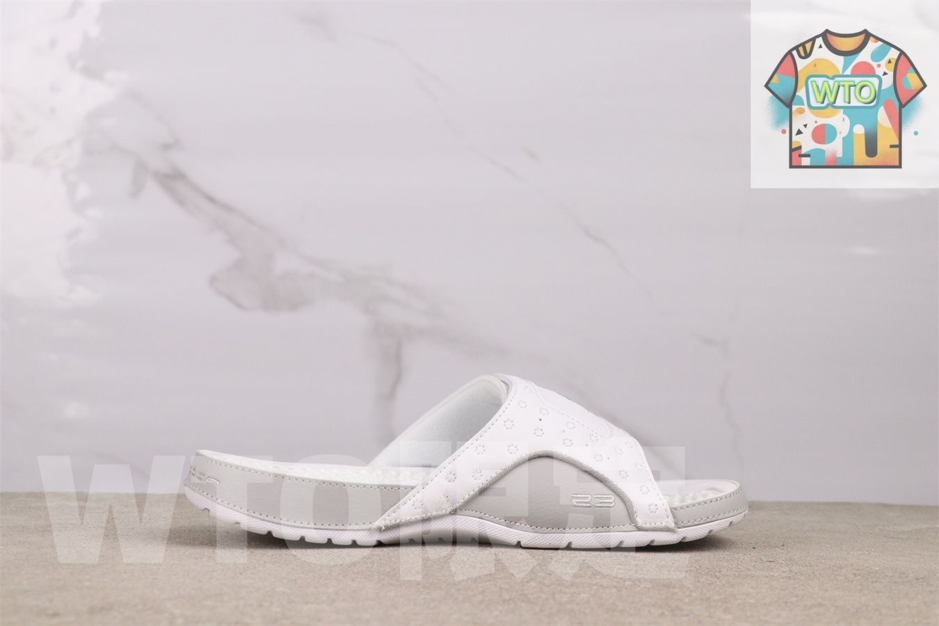 今日 Air Jordan 13 エアジョーダン 代 684915-100 ホワイトグレー スリッパ-WTO輸入