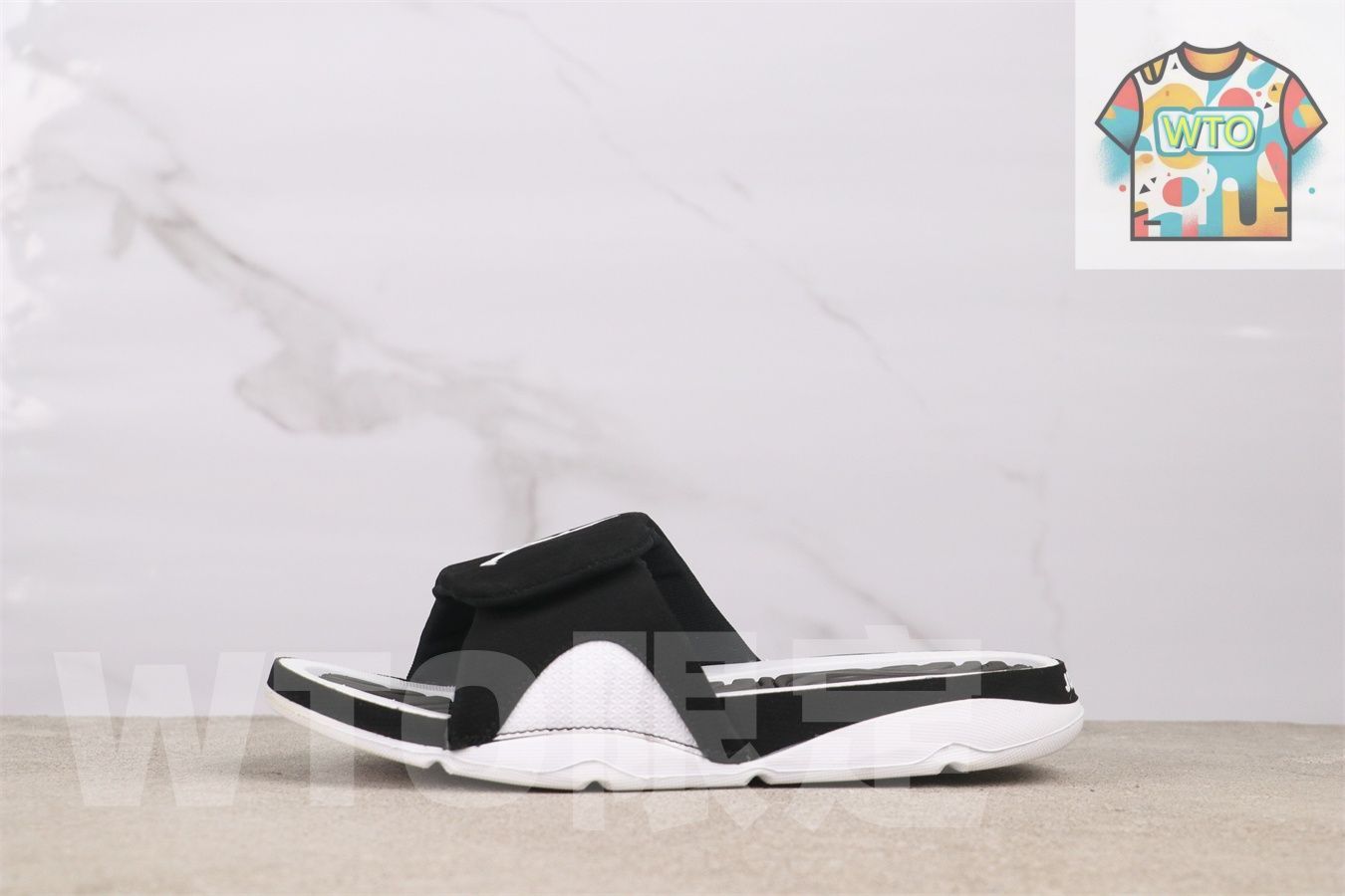 今日 Air Jordan 4 エアジョーダン 代 705163-011 ブラックホワイト スリッパ-WTO輸入