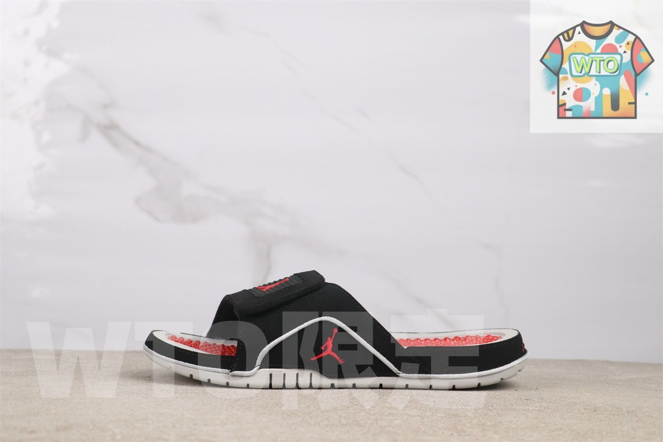 今日 エアジョーダン 532225-006 ブラックレッド スリッパ-WTO輸入