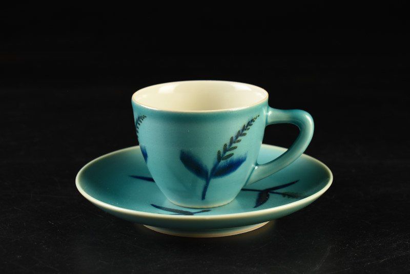 蔵A3380a】新開寛山 草絵洋茶碗 カップ＆ソーサー 六客 共箱 - メルカリ