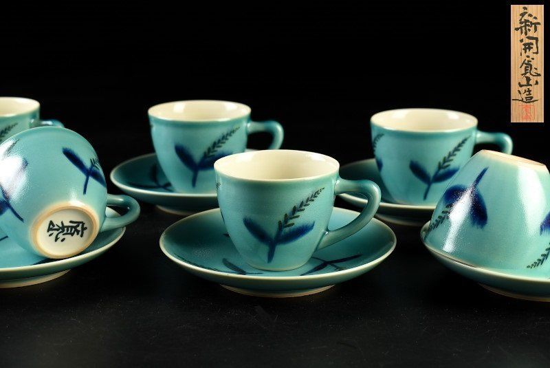 蔵A3380a】新開寛山 草絵洋茶碗 カップ＆ソーサー 六客 共箱 - メルカリ