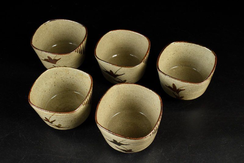 鋳鉄製 茶釜 鳳凰浮彫りデザイン 鎌倉彫の角盆 尺×6 あやめ | 鎌倉彫陽雅堂 公式オンラインショップ