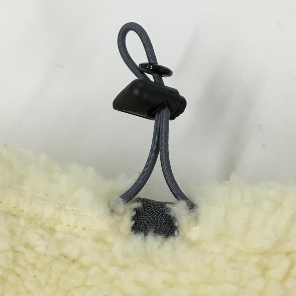 アイボリー×黒