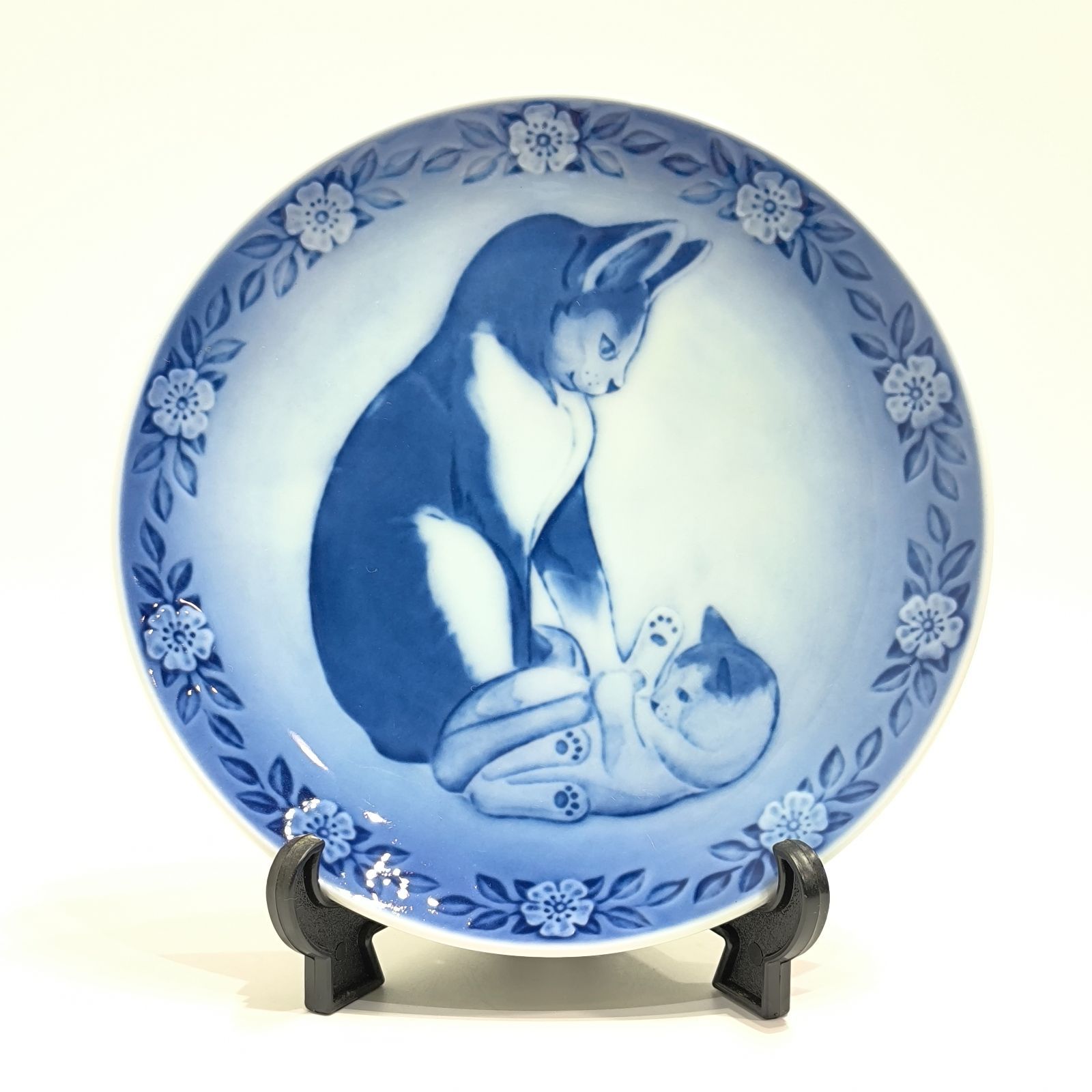 希少 ロイヤルコペンハーゲン イヤープレート 猫 ネコ マザーズデイ