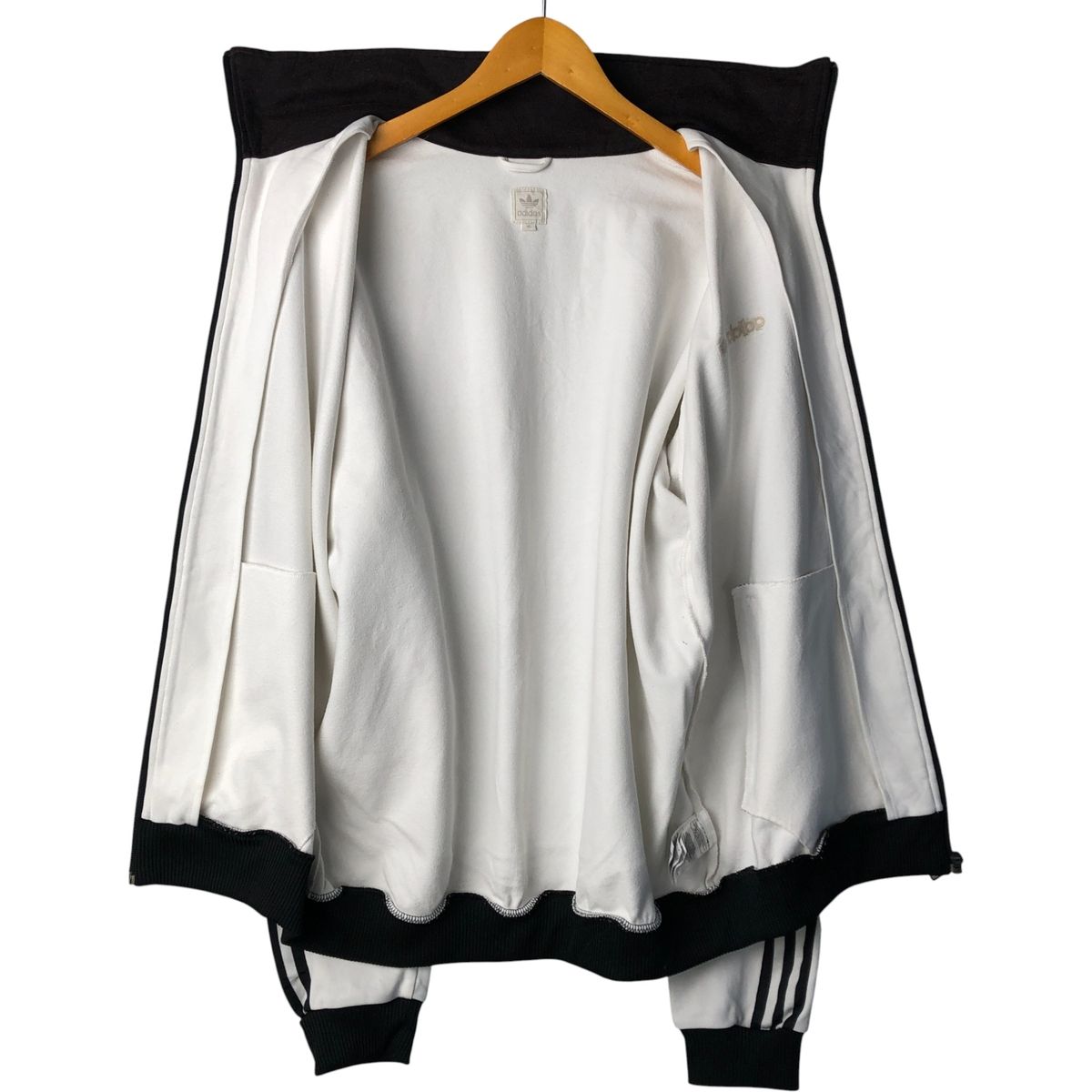 アディダス adidas