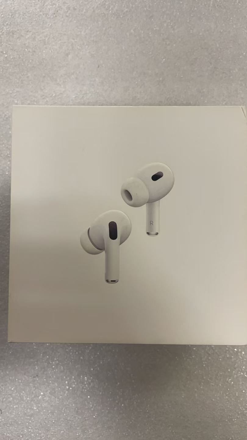 品AirPods Pro 2 MagSafe充電ケース USB-C 付き MTJV3J A整備済み