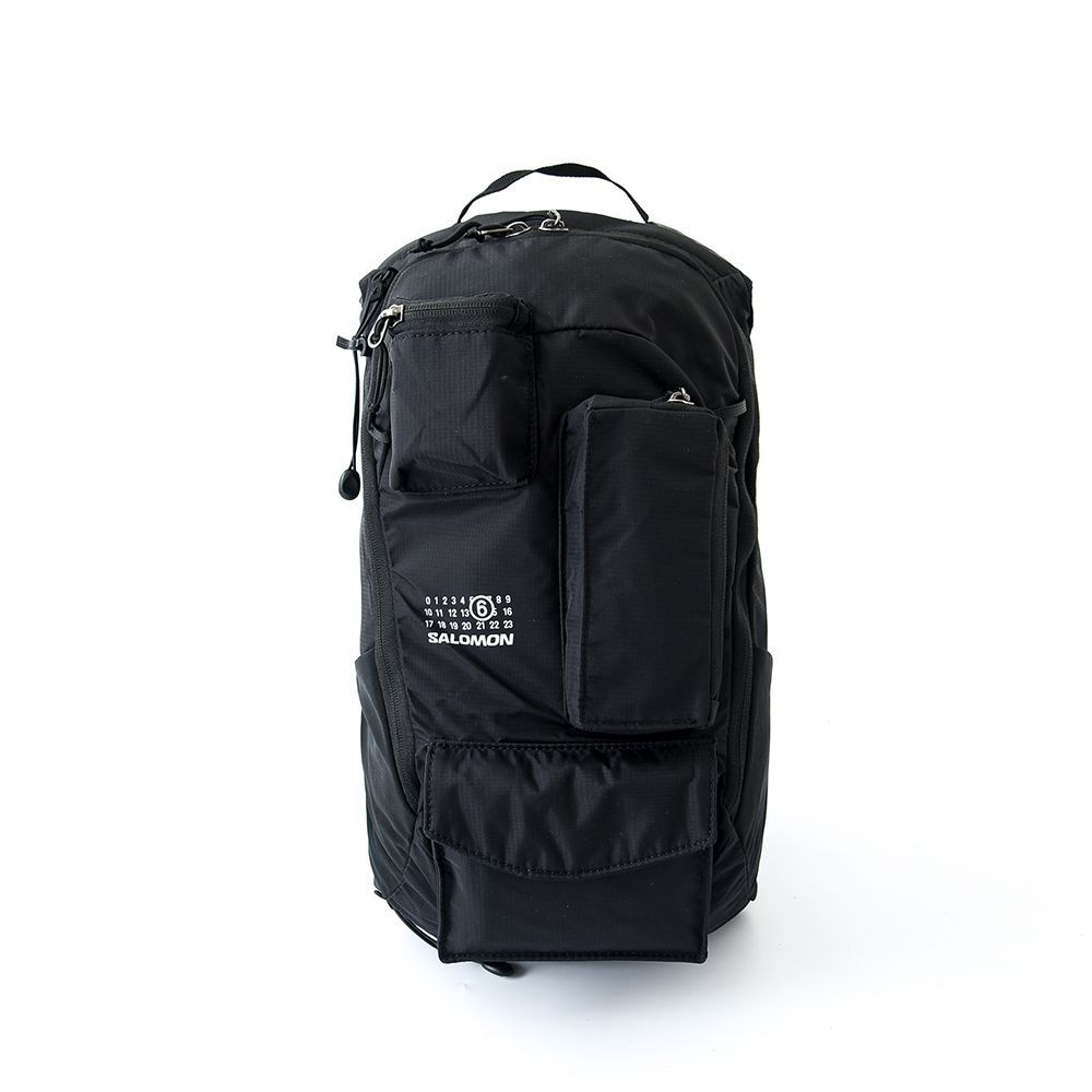 MM6 Maison margiela-salomon T7165 バックパック リュック 24AW リュックサック TRAIL BLAZER P7107 メンズレディース コラボ Numeric ナイロン Trailblazer20 ブラック ロゴ 鞄