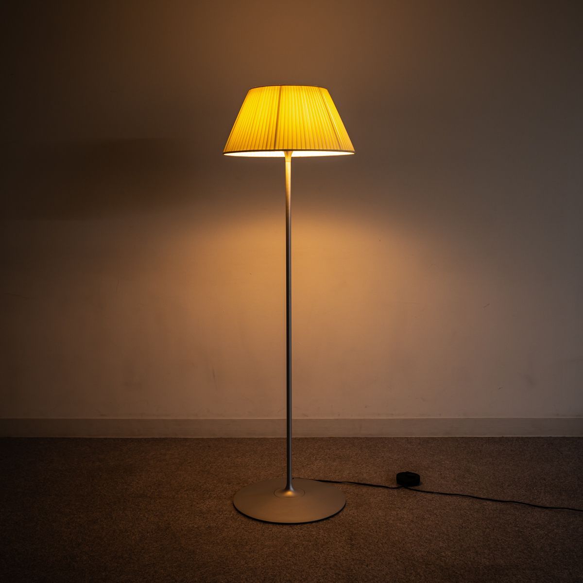展示品】FLOS フロス ROMEO SOFT F ロメオソフト フロア ランプ 照明