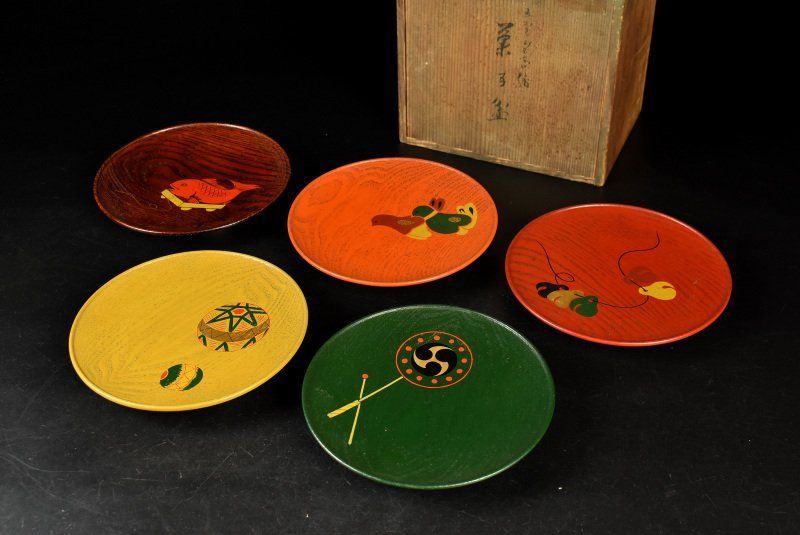 蔵A 2590 d 木製漆器 絵替玩具文 菓子皿 銘々皿 小皿 五客