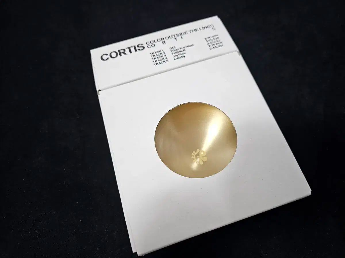 コルティス シンギング ボール アルバム