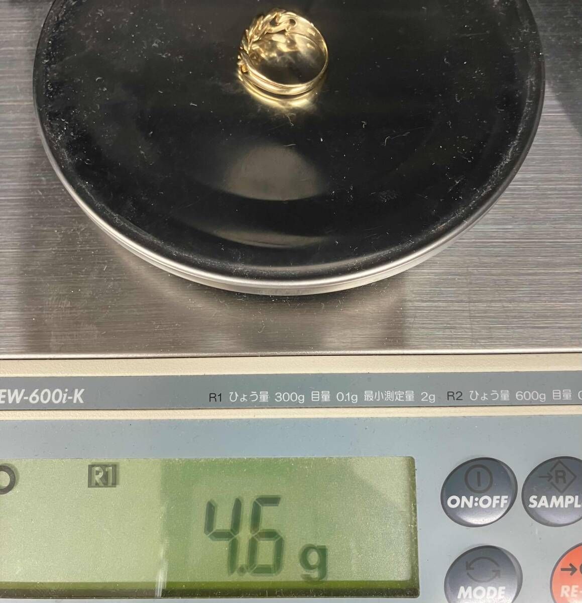 貴金属 デザインリング