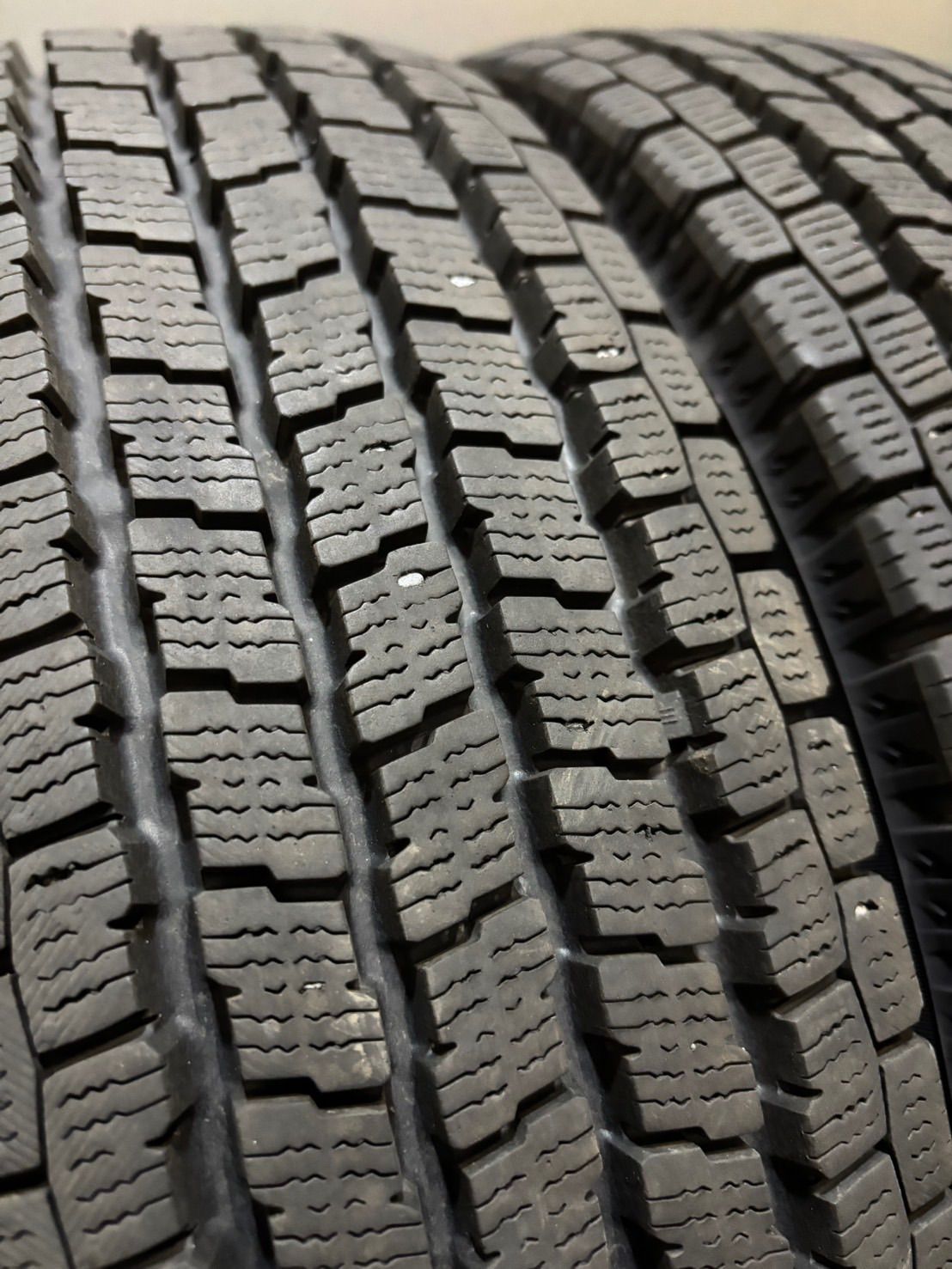 23年製 スタッドレス