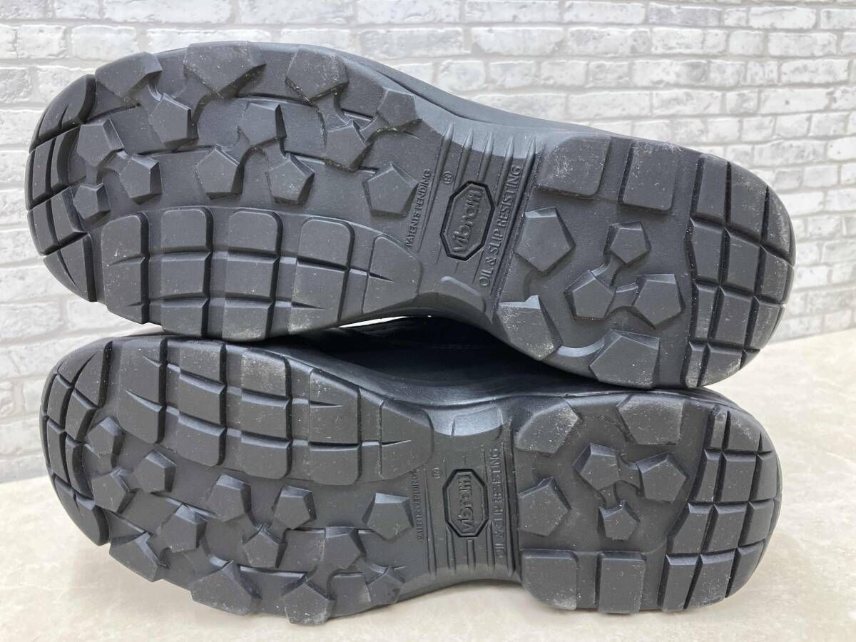 Striker ストライカー