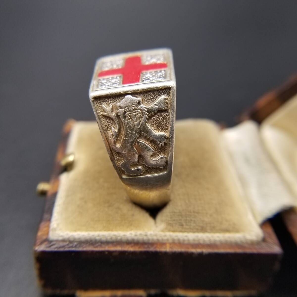 Convention マーク