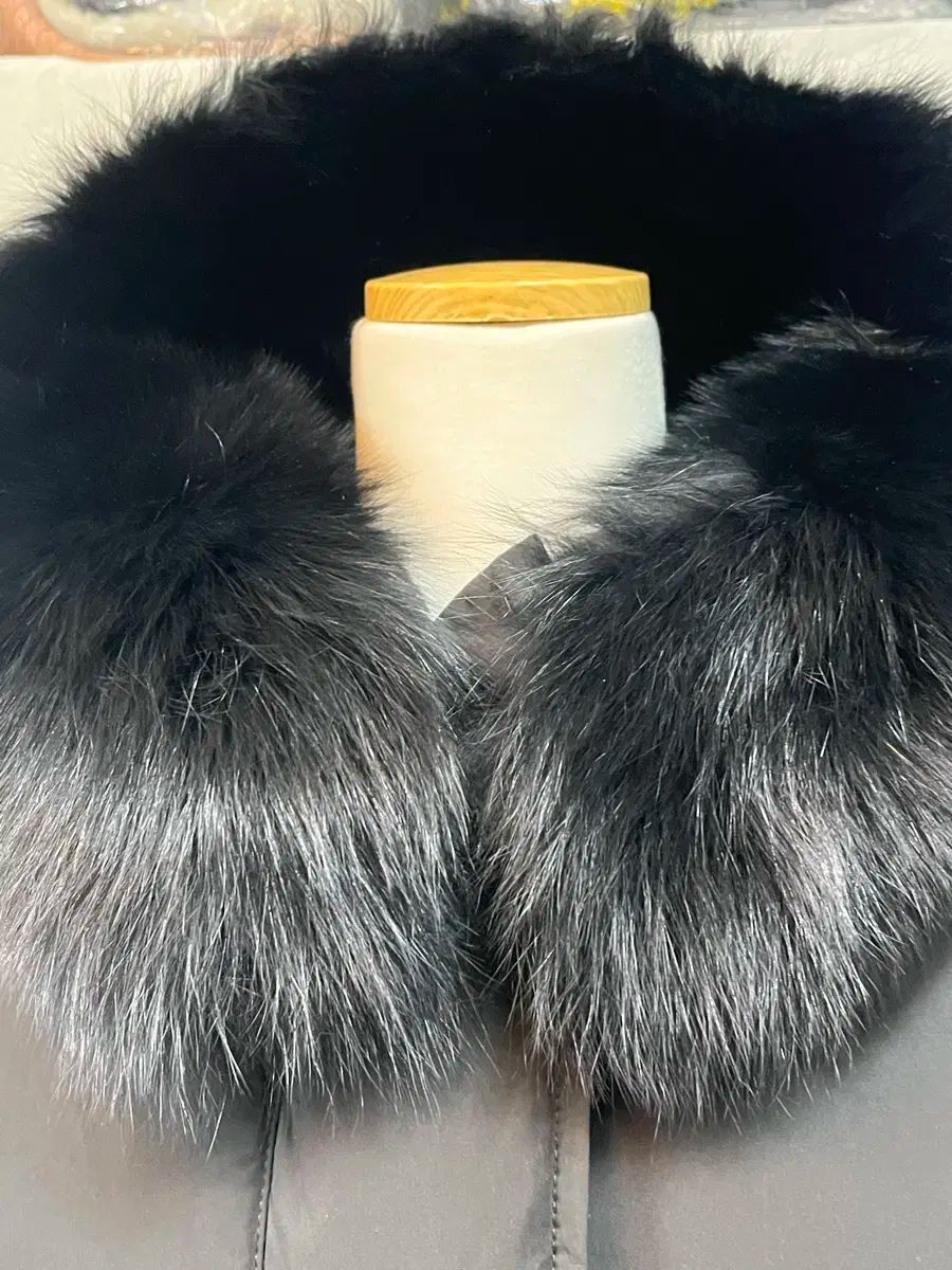 2018年 Sisley グースダウン ロング ベスト 42 サイズ