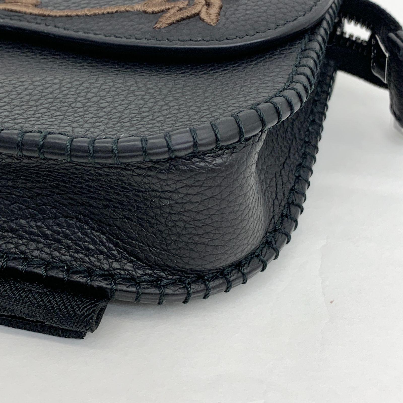 アームポーチ ミニバッグ