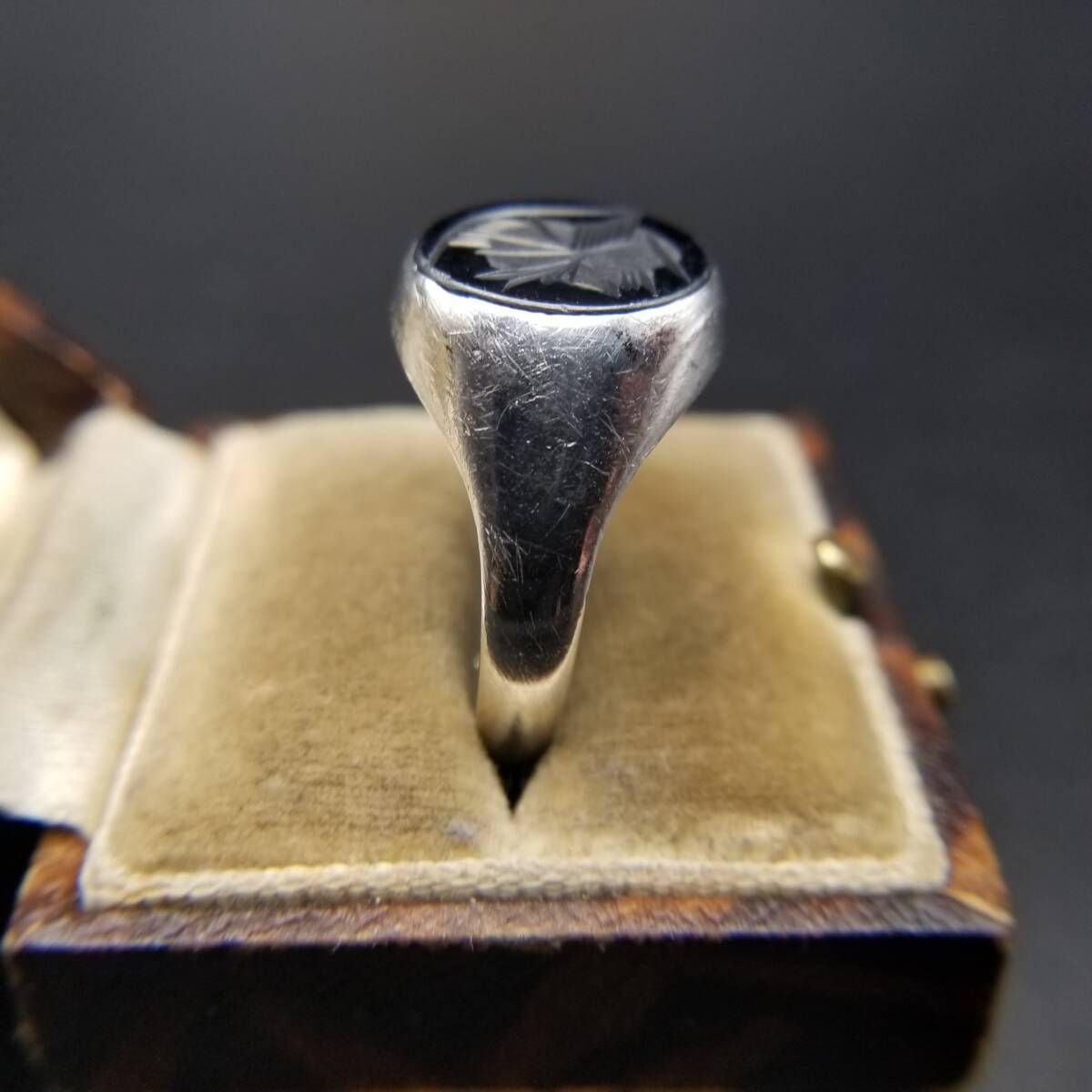  Henry Griffith Sons社製 英国 ヴィンテージ ローマン騎士 インタリオ 925 シルバー シグネット リング 銀 指輪 ヘマタイト 彫刻 R 16 W リング 指輪 アクセサリー