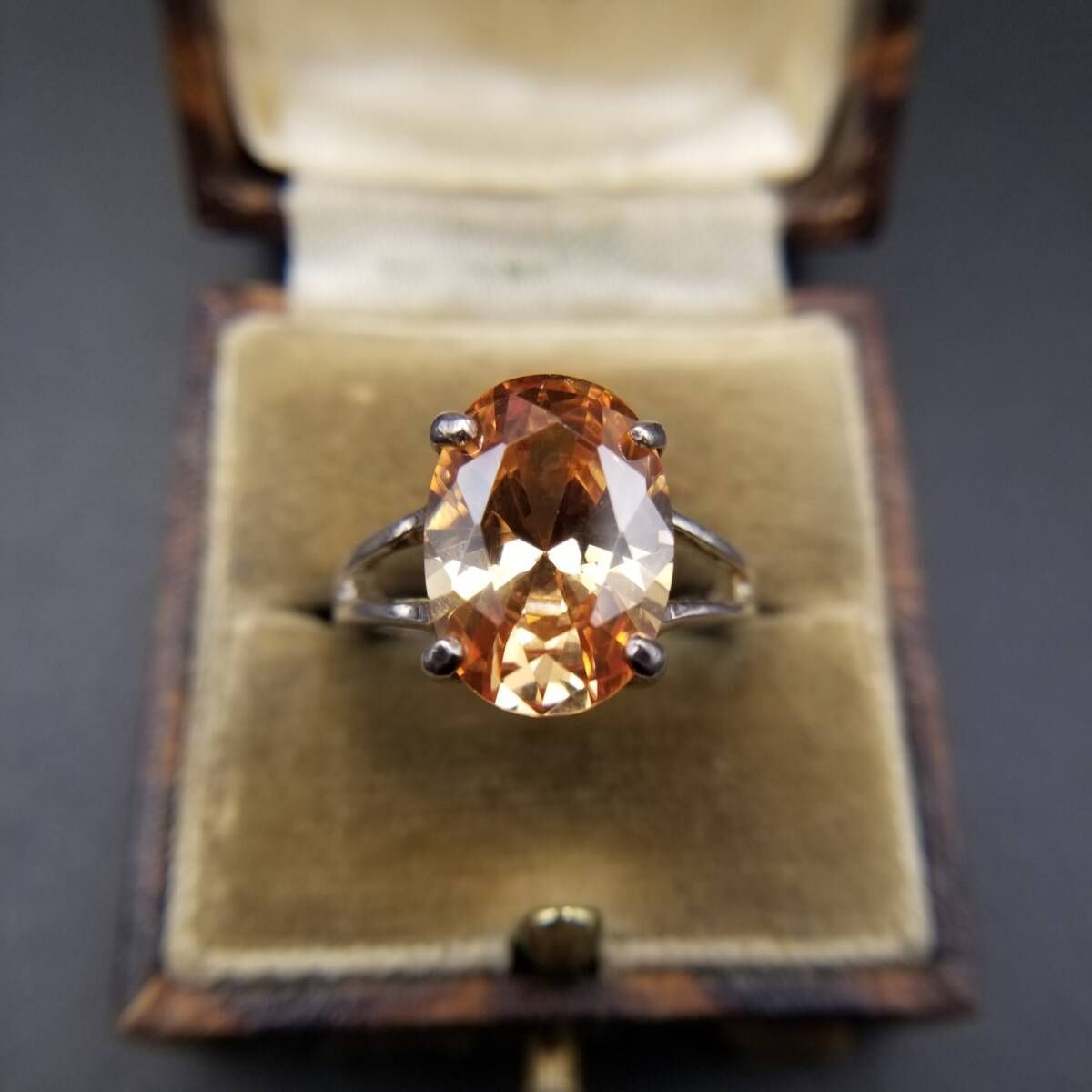 tatsuo nagahata カラーチェンジガーネット 和柄の彫刻リング tatsuo