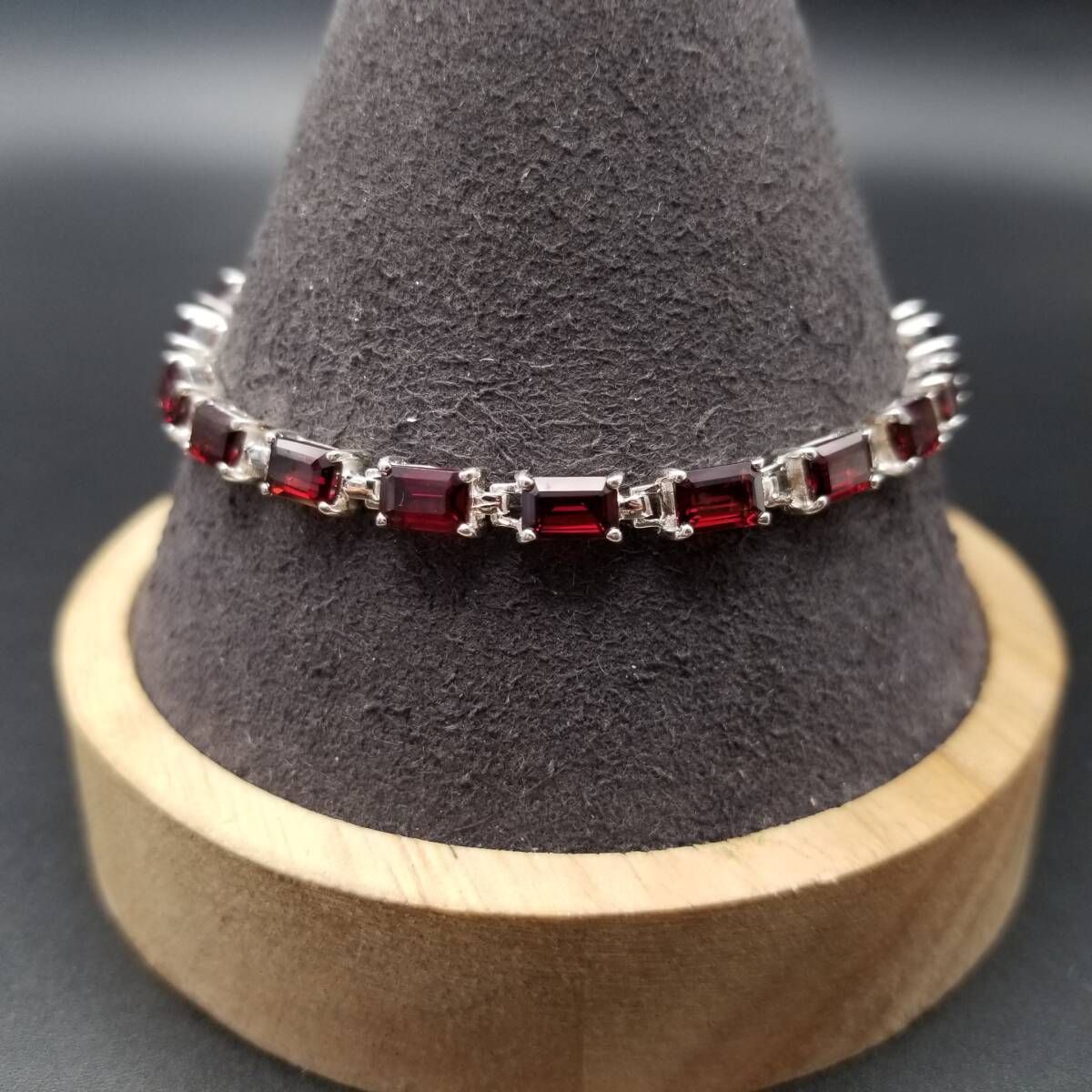 ガーネット エメラルドカット リンク 925 シルバー テニス ブレスレット 銀 エレガント 英国 London Convention マーク R 16-X