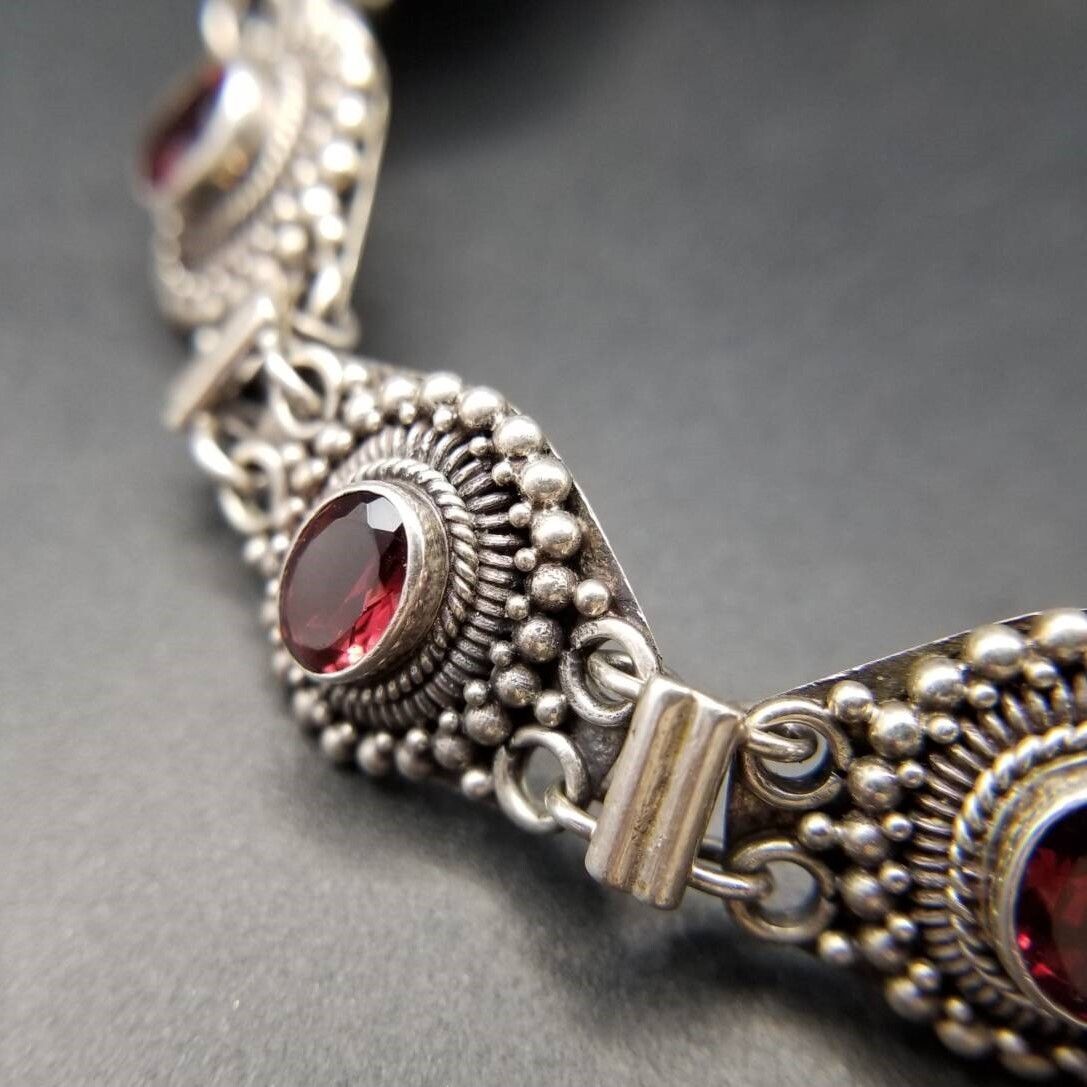 クラシカル ガーネット オーバル ファセット ドットリム ヴィンテージ ブレスレット 925 シルバー 銀 細かな装飾 存在感 R16-X