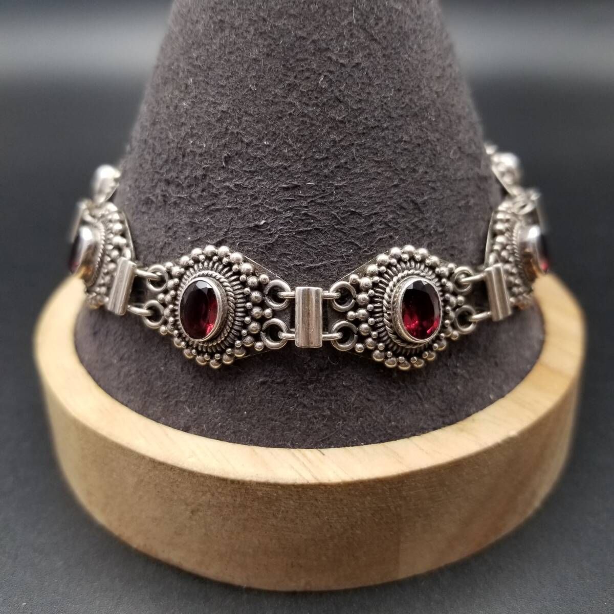 クラシカル ガーネット オーバル ファセット ドットリム ヴィンテージ ブレスレット 925 シルバー 銀 細かな装飾 存在感 R 16-X