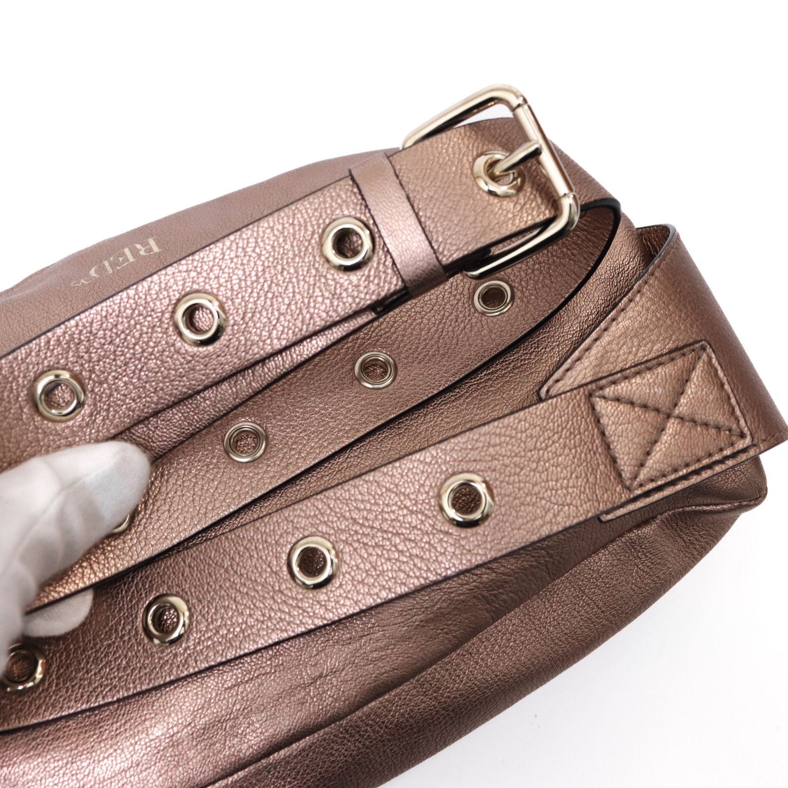  レッドヴァレンティノ ボディバッグ ショルダーバッグ メッセンジャー ピンクシルバー Pink Silver レザー RED VALENTINO ボディバッグ ウエストポーチ バッグ