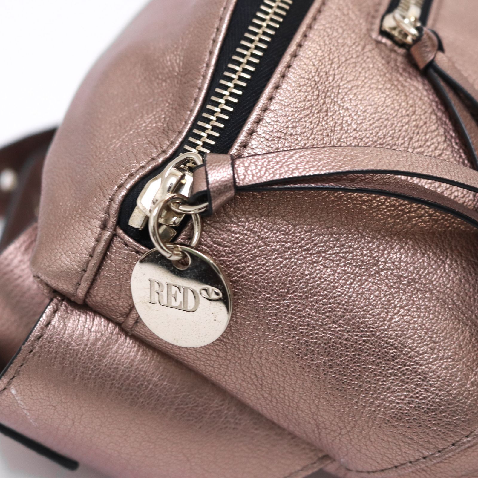 レッドヴァレンティノ