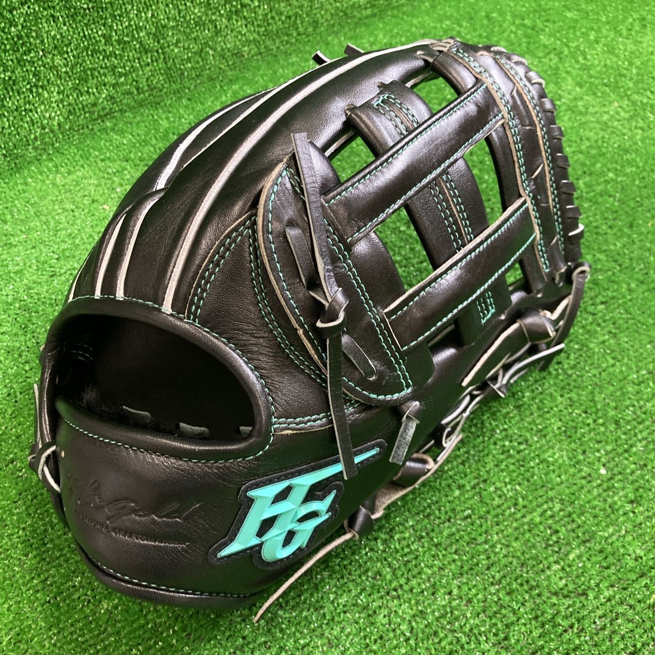 ハイゴールド 一般軟式用グラブ ブラック 艶有 外野手用 OKG8109 己