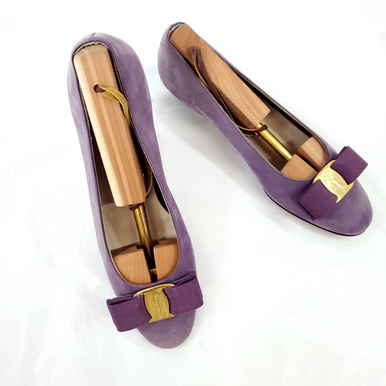 サルヴァトーレフェラガモ 新品 ヴァラ リボン スエード パープル US5.5