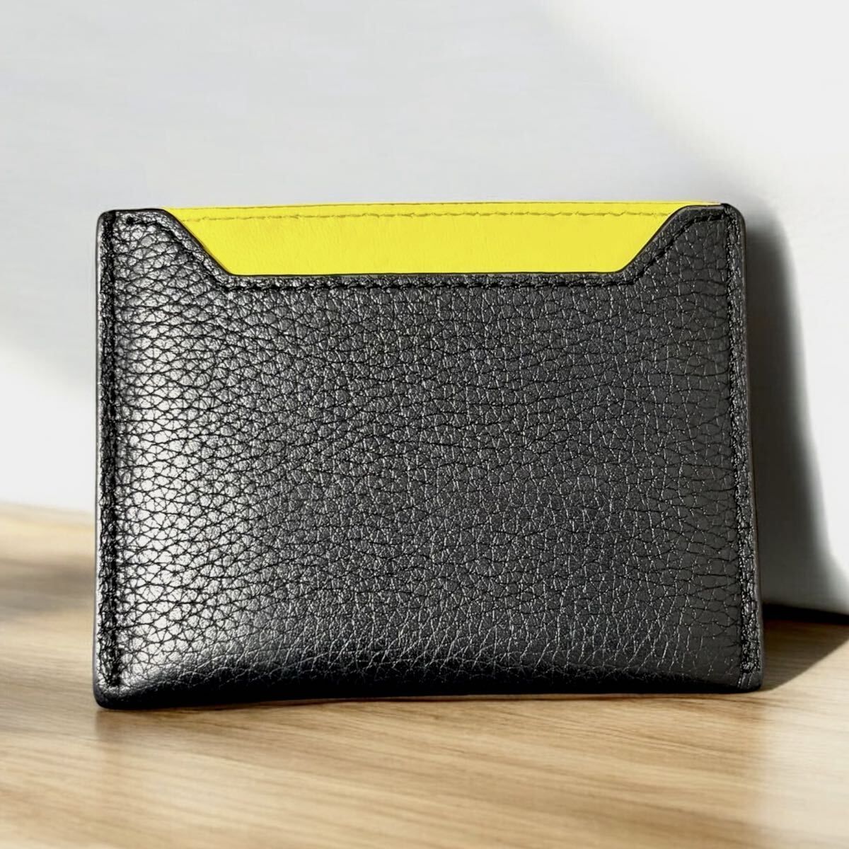 q 23 セリーヌ カードケース ブラック イエロー CELINE バイ フラグメントケース レザー