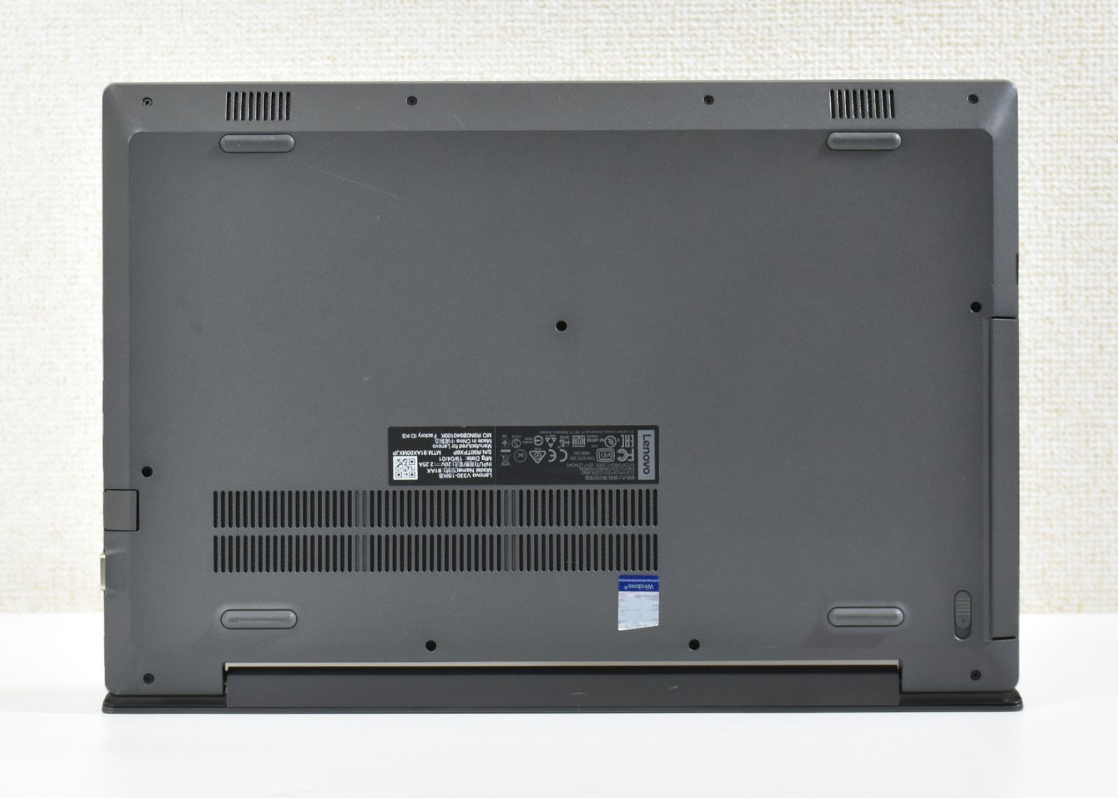 Lenovo V330-15IKB 15.6インチ Windows10 Lenovo V330-15IKB 15.6