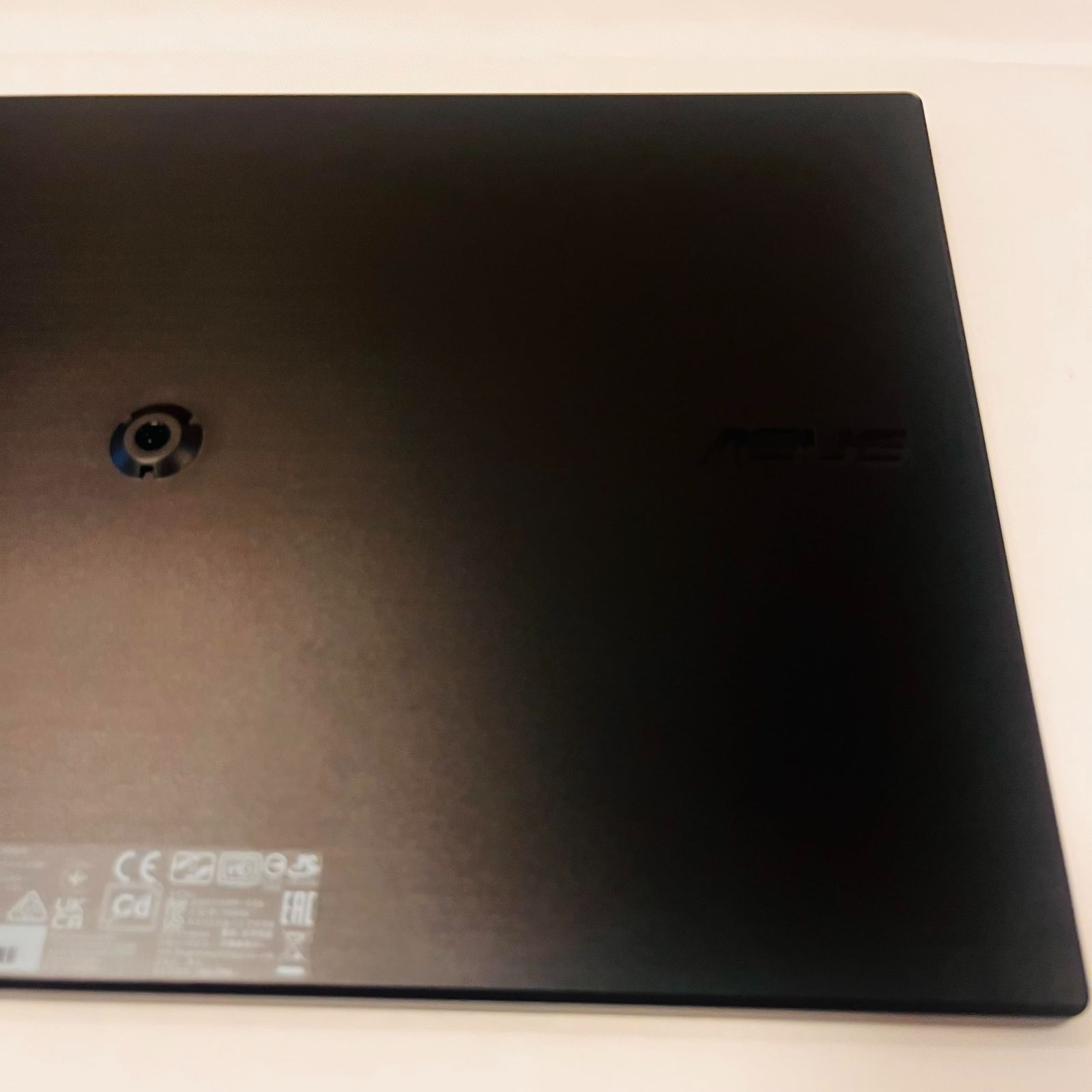 ポータブルモニター ZenScreen