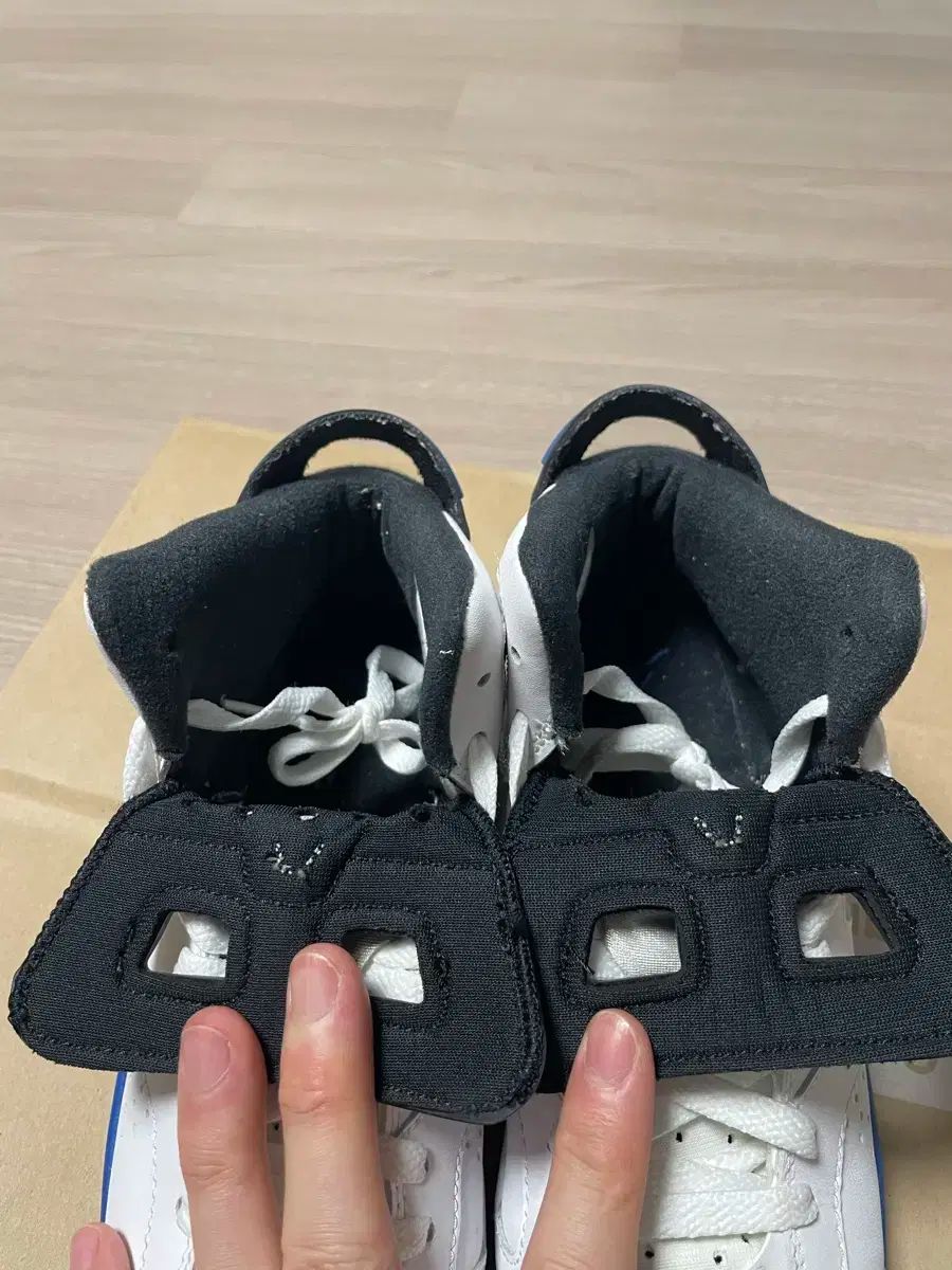 ナイキ エアジョーダン6