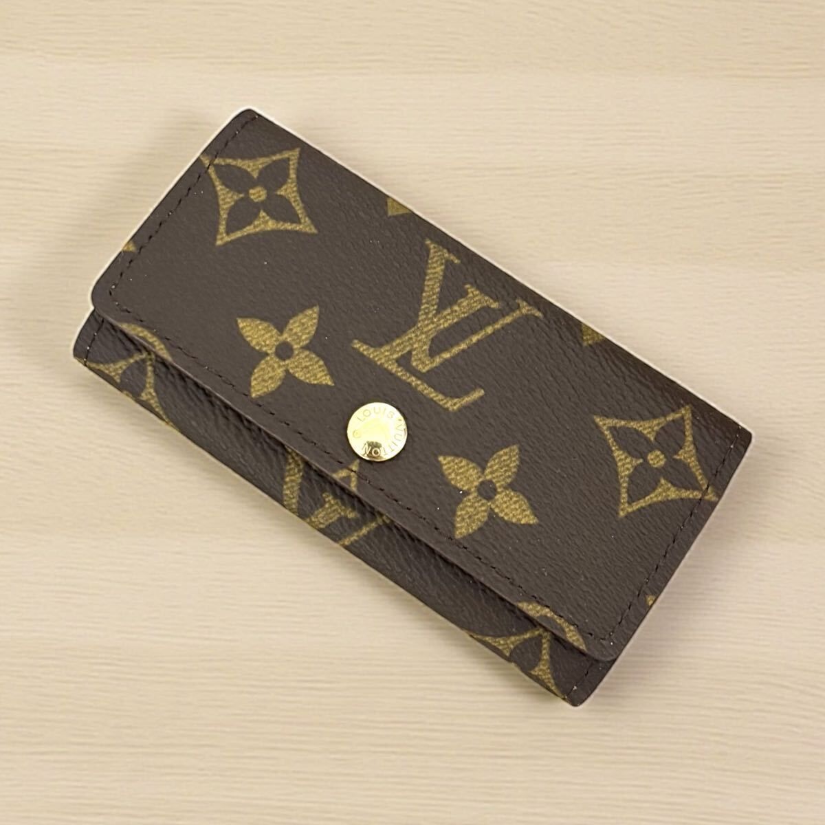 q33 ミュルティクレ4 モノグラム ルイヴィトン キーケース Louis Vuitton