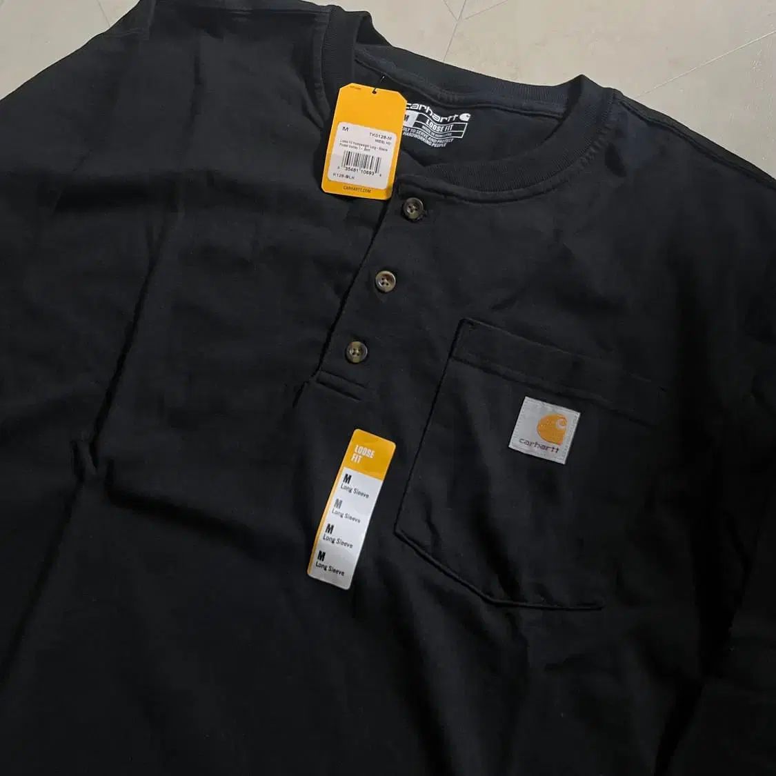 M Carhartt カーハート ロゴ ヘンリーネック ロングスリーブ 長袖Tシャツ ブラック