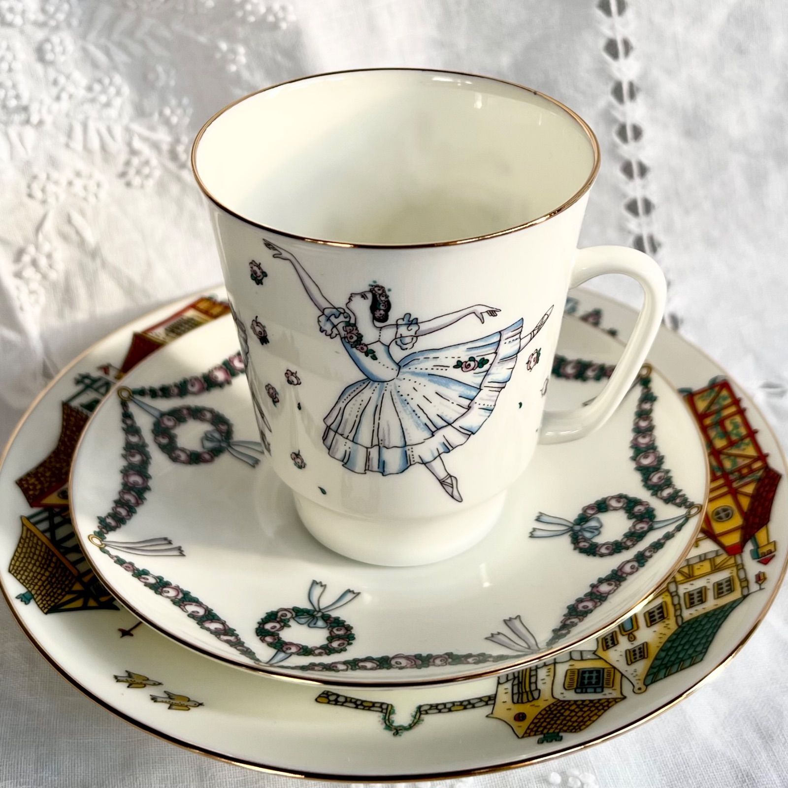 ロモノーソフ ️ジゼル ️ バレエ カップ-ソーサー-ケーキ皿 トリオ インペリアルポーセレン ポーセリン imperial porcelain Lomonosov