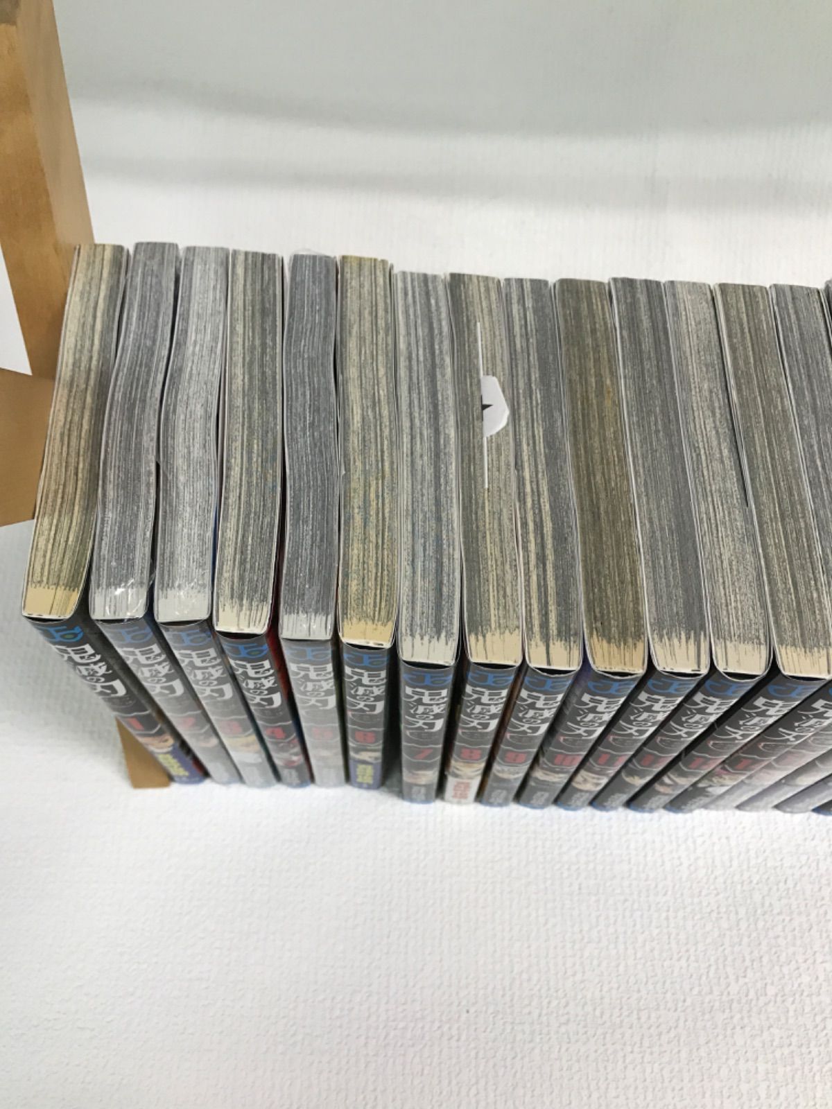 全巻 まとめ売り ☆③【未開封7冊】鬼滅の刃 1～23巻 全巻+零巻+関連本2冊 合計26冊