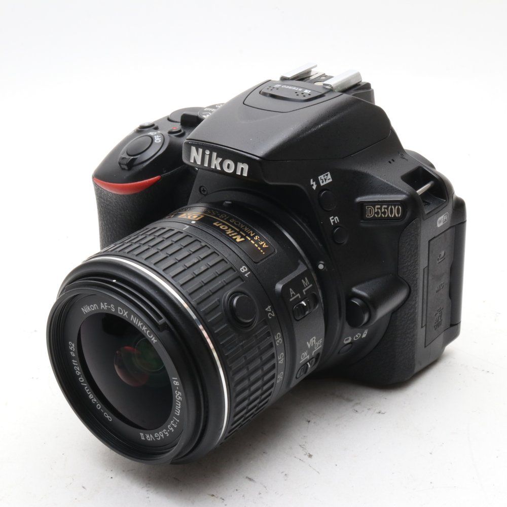 Nikon デジタル一眼レフカメラ D5500 18-55 VRII レンズキット ブラック 2416万画素 3.2型液晶 タッチパネル D5500LK18-55BK