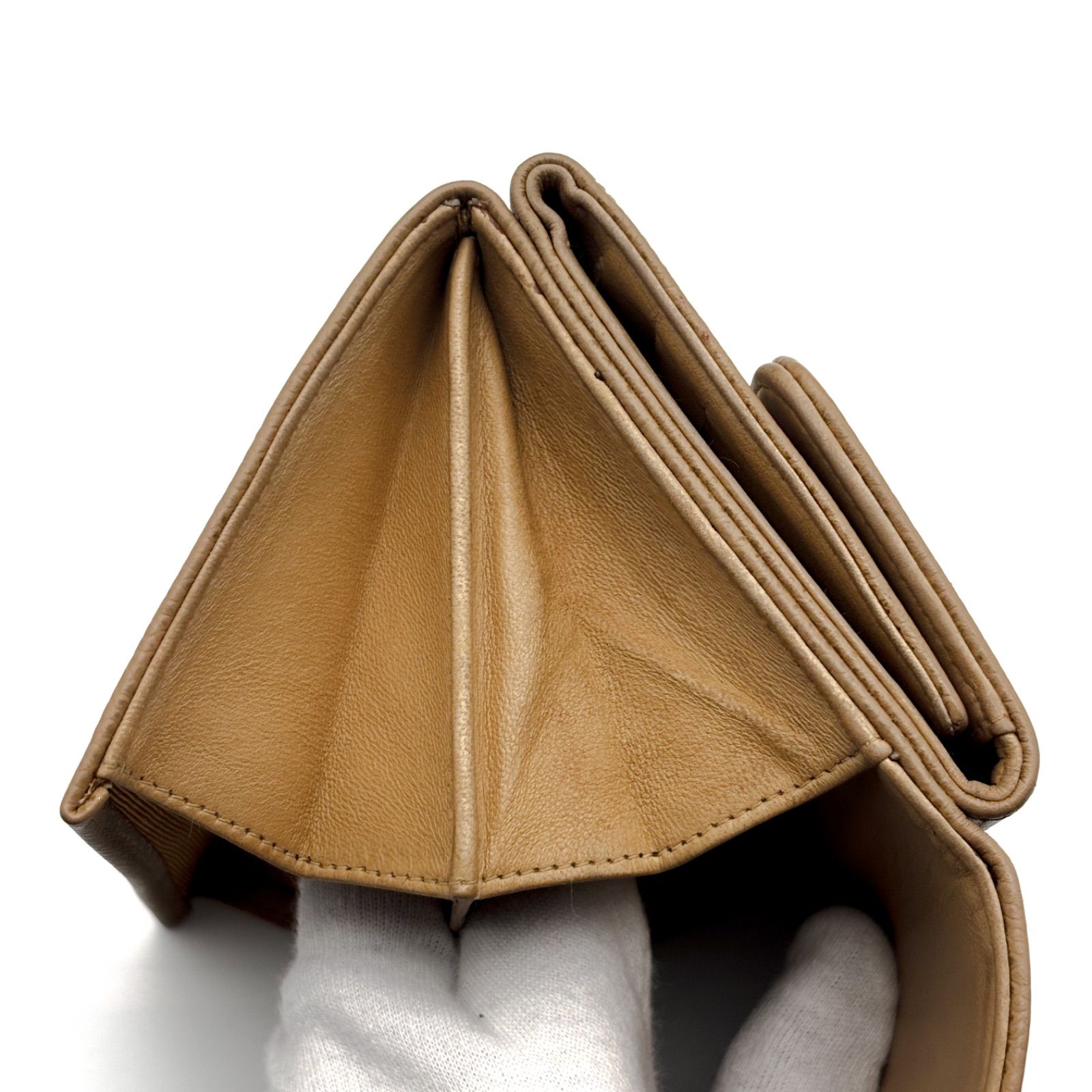 美品✨】シャネル 財布 ココステッチ キャビアスキン Wホック 三つ折