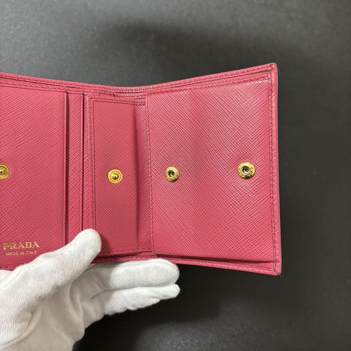 q50 PRADA プラダ サフィアーノ レザー ピンク 2つ 二つ 折り 財布