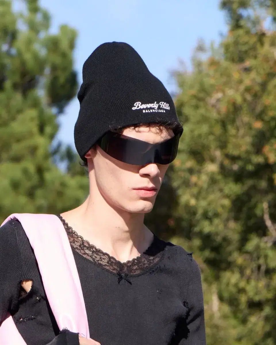 バレンシアガ パンサー マスク サングラス