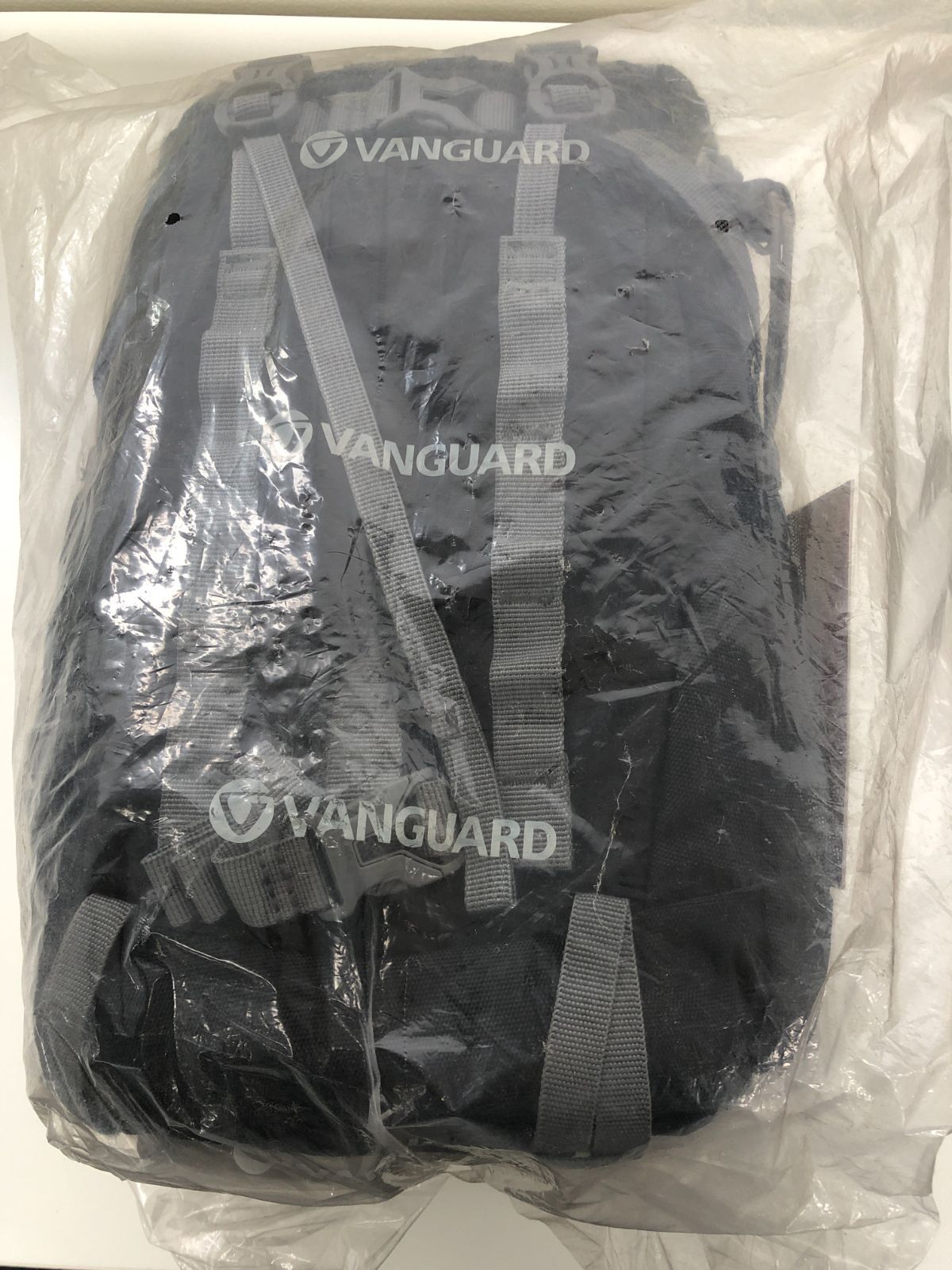 Sedona 43 DSLR Sling Bag Black