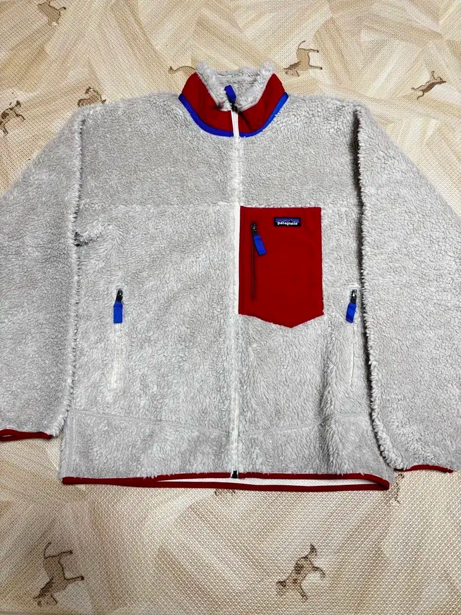 パタゴニア Classic レトロX フリース ナチュラル BE THE SUN TOUR ING レッド