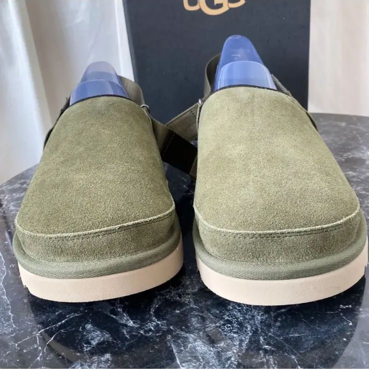 クロッグサンダル