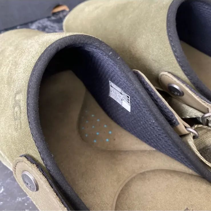 ムートン モスグリーン